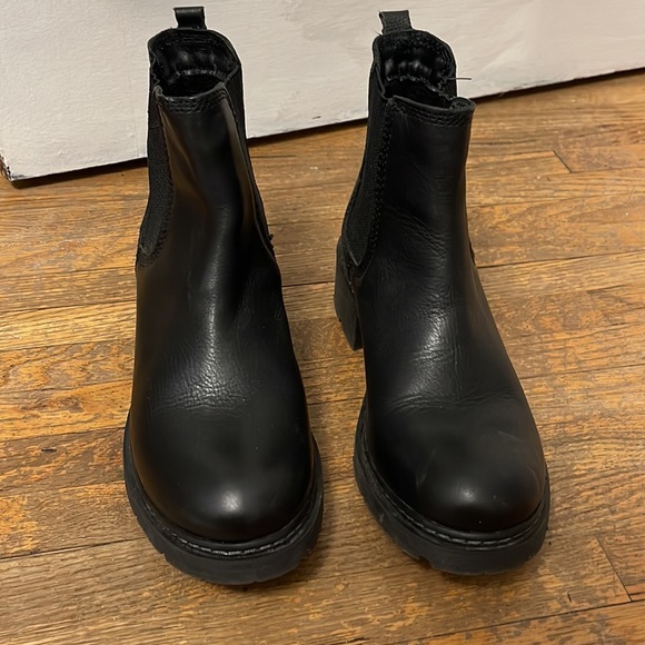 Roots Leather Ankle Boots - Picture 1 of 4